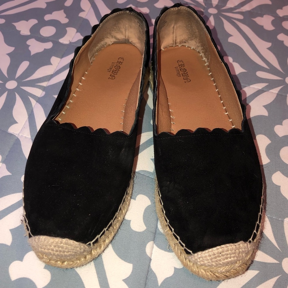 Croma Vintage Flats